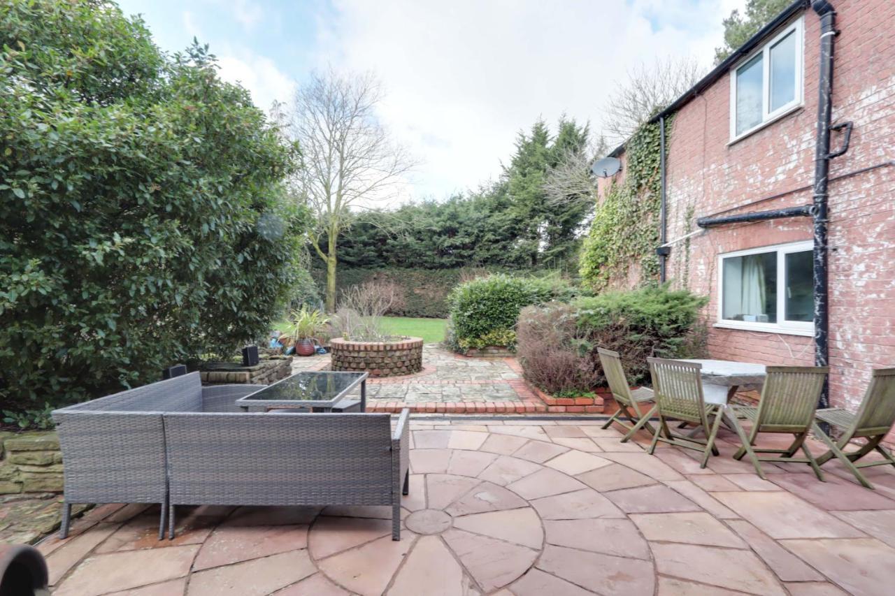 Villa Bretton House Farm Retreat Chester Exterior foto