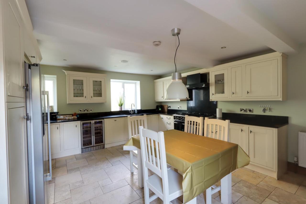 Villa Bretton House Farm Retreat Chester Exterior foto